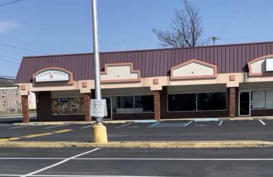 RESTAURANT location on US Highway